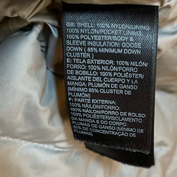 The North Face Karokora 700 Fill Down Parka - Picture 3 of 15